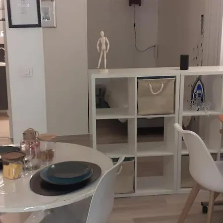 Appartement Studio Avec Wifi Chavigny